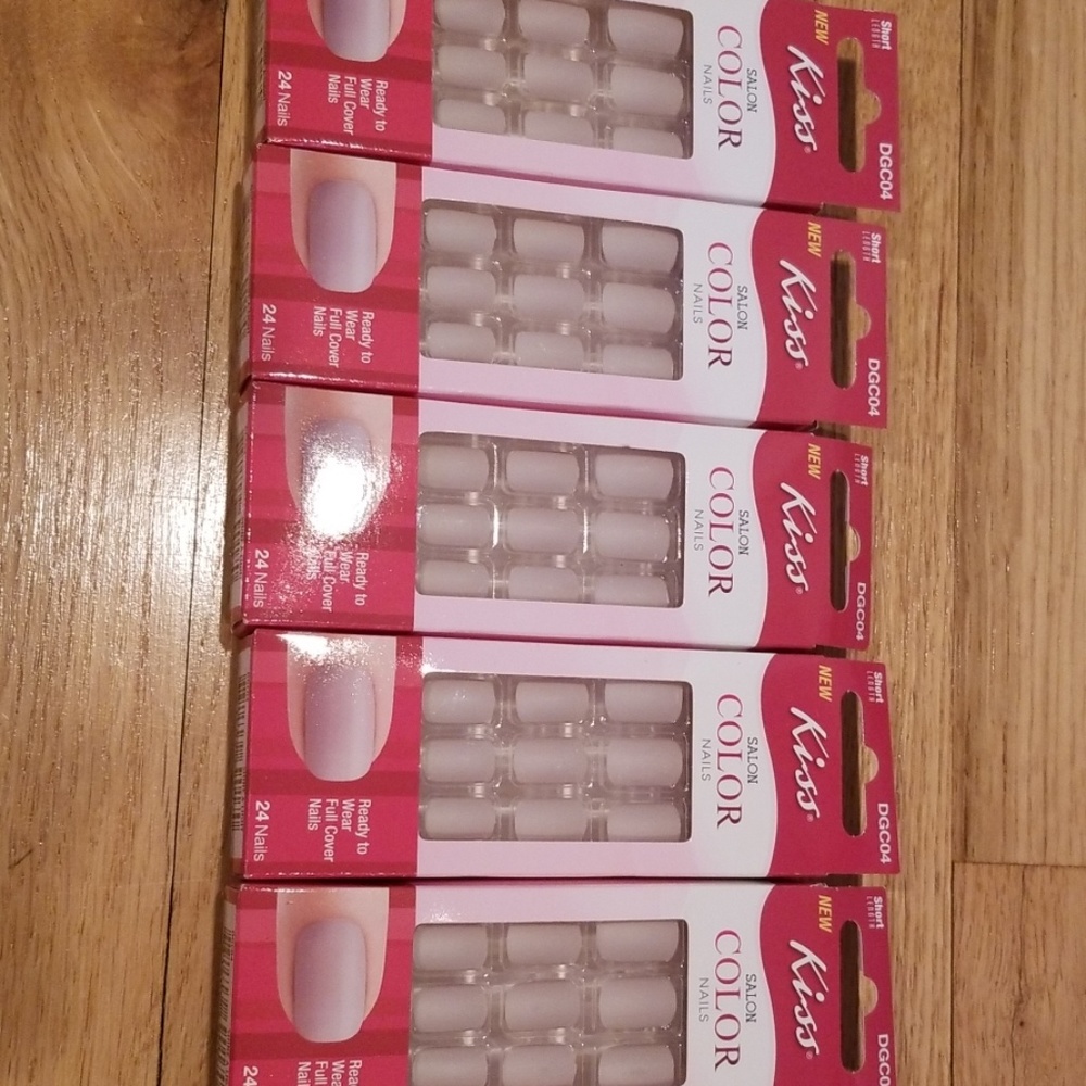 5 Boxes of 'Kiss Nails'.